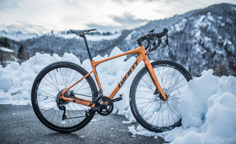 Giant Carbon Fiber Road Bike